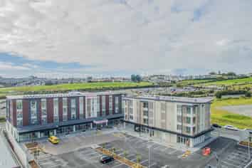 302/9 Kaipiho Lane, Albany