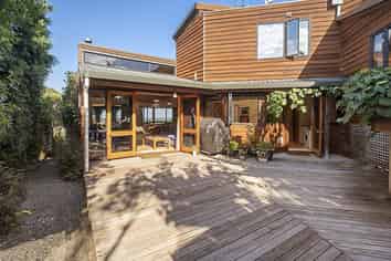 11 Calypso Place, Rothesay Bay