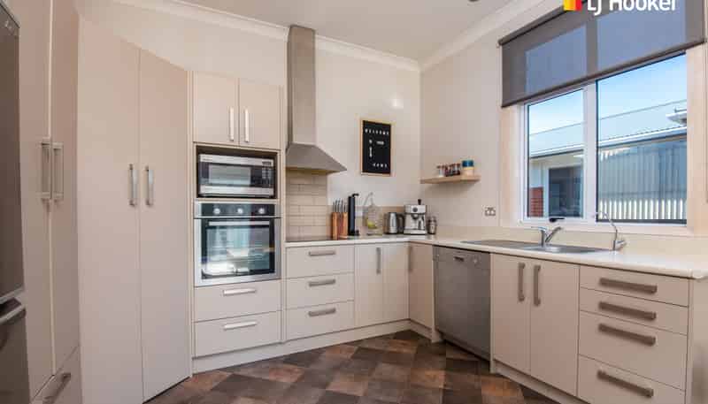 16 Larkworthy Street, 