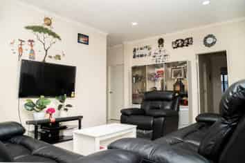 56 Sandwick Drive, Weymouth