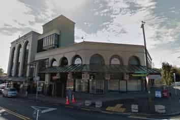 Hot Retail Location in Henderson!