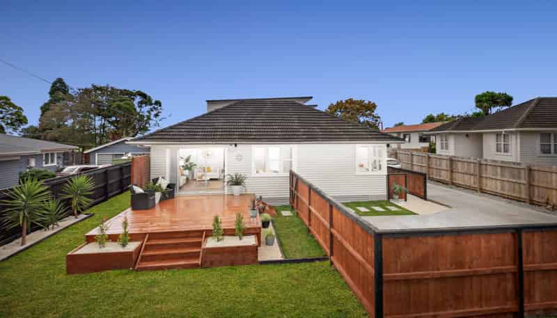 85A Taikata Road, Te Atatu Peninsula