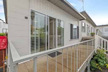 11/72 Kitchener Road, Milford