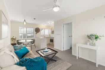 11/72 Kitchener Road, Milford