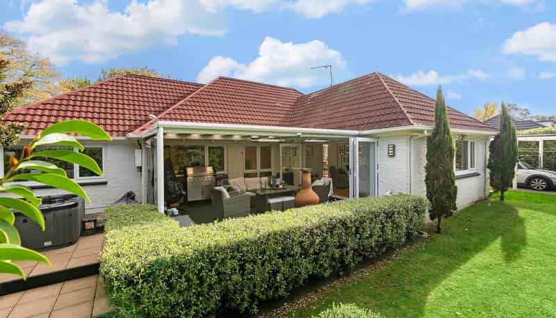 11 Sale Street, Cockle Bay