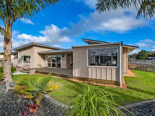 8 Waitaha Place, Ruakaka