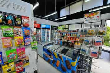 BUSY STRATEGIC LOCATION