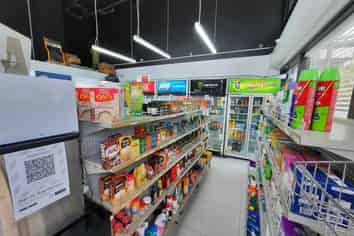 BUSY STRATEGIC LOCATION