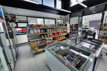 BUSY STRATEGIC LOCATION