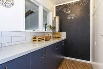 889 Pleasant Point Highway, Levels