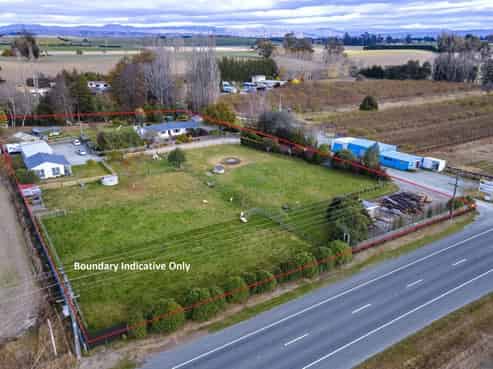 889 Pleasant Point Highway, Levels