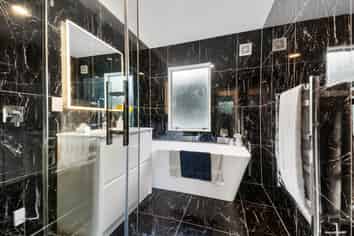 2/40 Noeleen Street, Glenfield