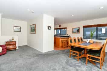 15 Radnor Street, Hamilton Central