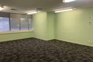 Ground floor office available now!!!