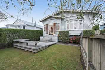 108 West End Road, Westmere