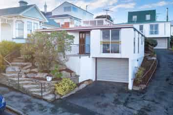 3 Bellevue Street, Belleknowes