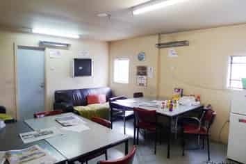 High Profile - Showroom/Warehouse & Large Yard