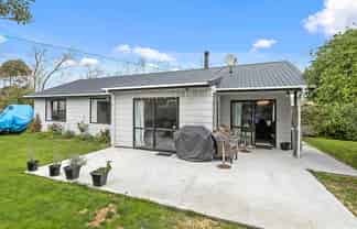 61 Bayswater Crescent, Bromley