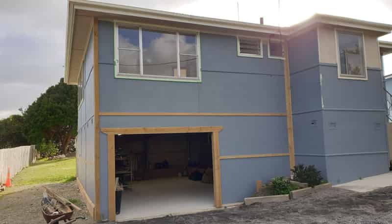 15 James McLeod Road, Helensville