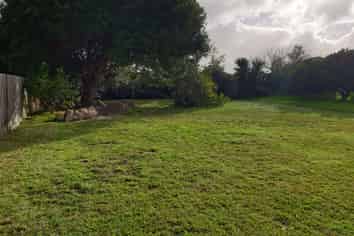 15 James McLeod Road, Helensville