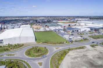 Be Front and Centre of IZONE