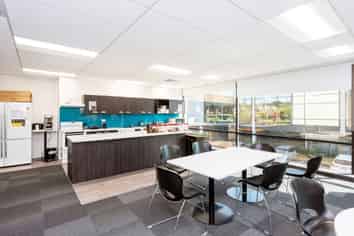 FULLY REFURBISHED AND FITTED