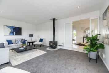 1/2A Sunnynook Road, Sunnynook