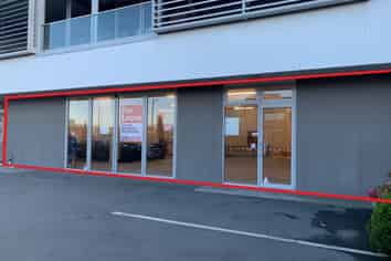 243sqm Showroom/Storage - Tower Junction Location