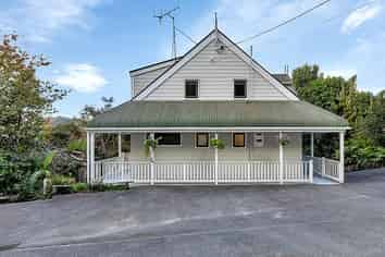 33 Commins Road, Onerahi