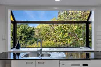 33 Commins Road, Onerahi