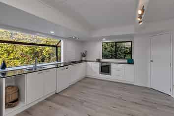 33 Commins Road, Onerahi