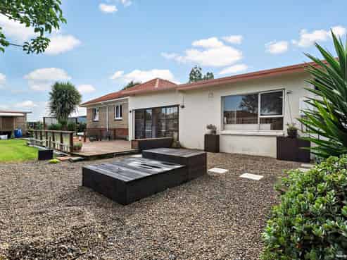 2655 River Road, Tuakau