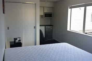 4b/7 Snead Place, Hillcrest