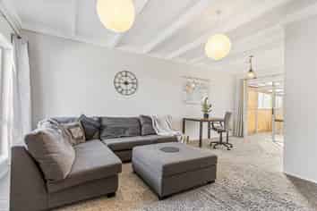 3/172 Beach Haven Road, Beach Haven