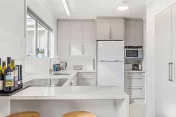 3/172 Beach Haven Road, Beach Haven