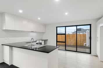 5/7 Mavis Place, Beach Haven