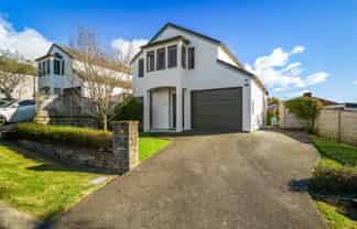 2/64 Schnapper Rock Road, Albany