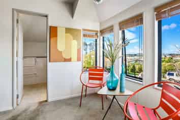 2/64 Schnapper Rock Road, Albany