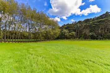 16 Robinson Road, Coatesville