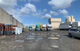 2,606sqm Graveled Yard