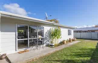 2/2/197 Avondale Road, Greenmeadows