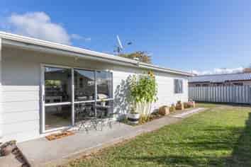 2/2/197 Avondale Road, Greenmeadows