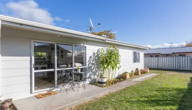 2/2/197 Avondale Road, Greenmeadows