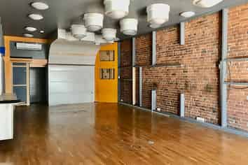 Retail Shop in Heart of City