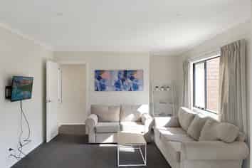 3/12 Short Street, Claudelands