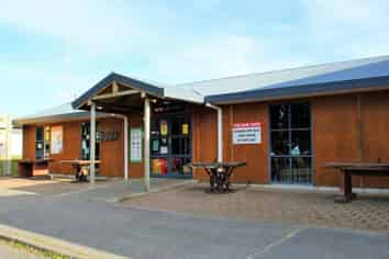 Let's Go Country -  Land & Buildings