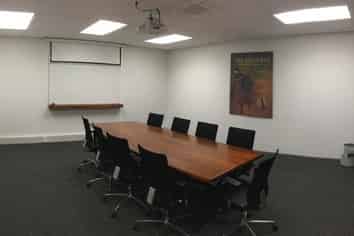 'A' Grade Broadway office - with carparks