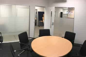 'A' Grade Broadway office - with carparks