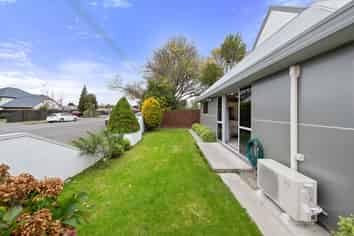 7B Wittys Road, Avonhead