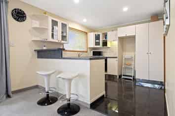 7B Wittys Road, Avonhead